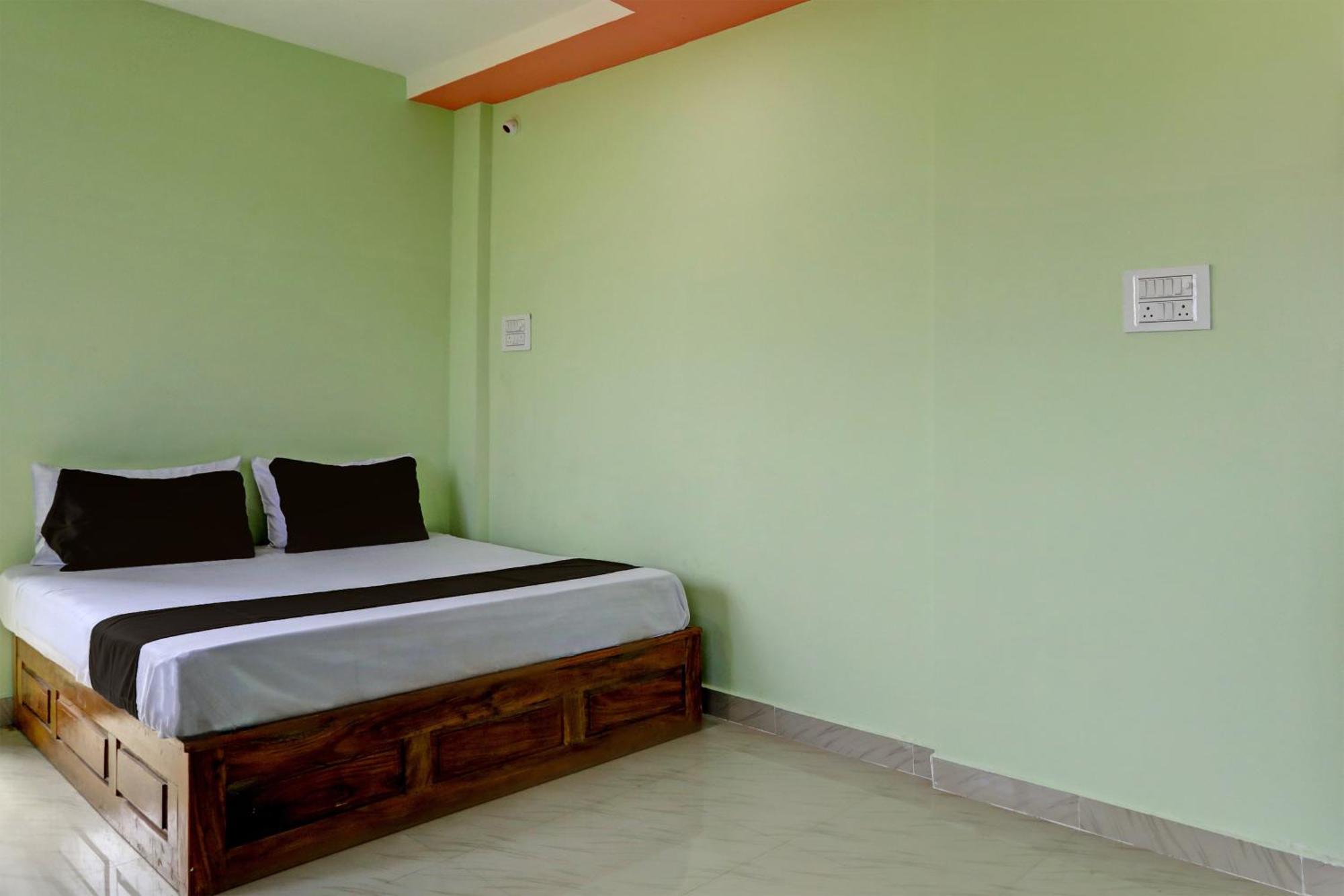 Spot On Hotel Leo Star Chandrapur ภายนอก รูปภาพ